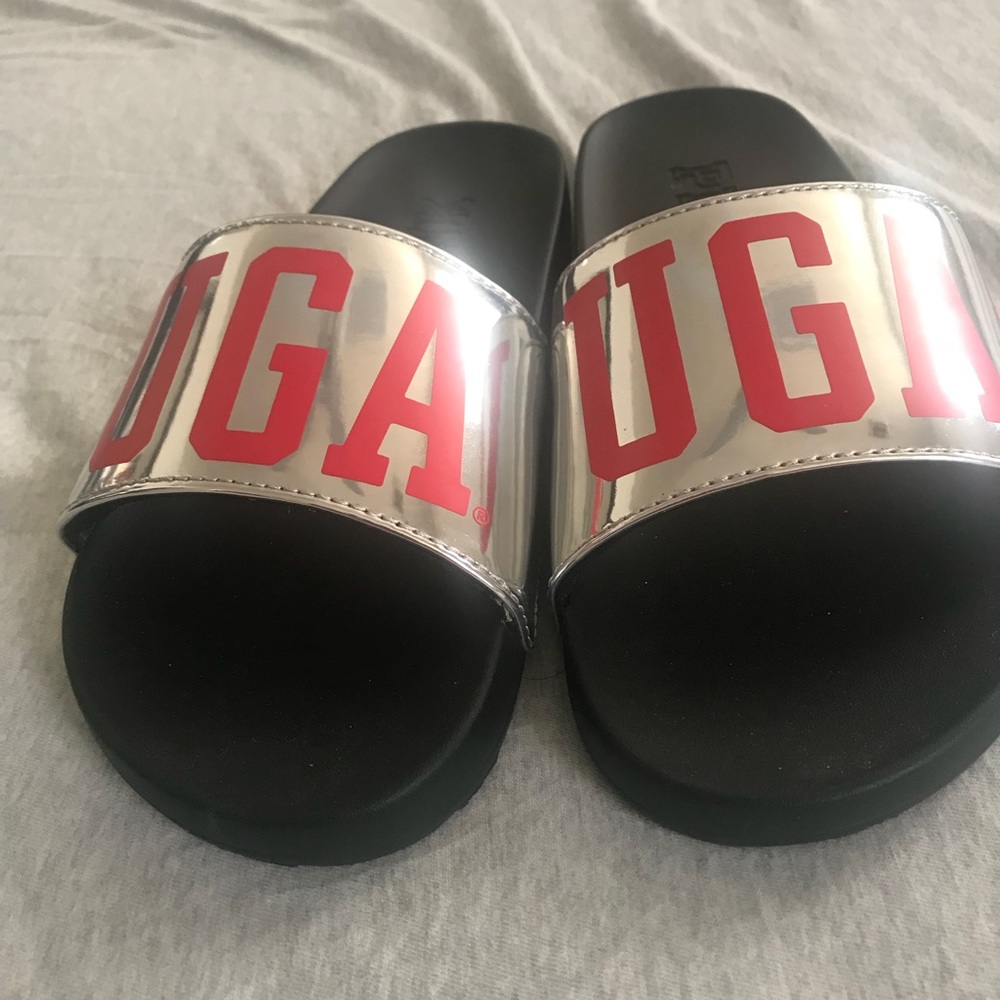 New VS Pink slides